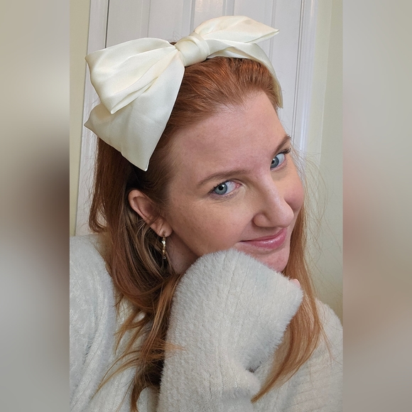 Ivory Oversized Bow Headband - Picture 7 of 9